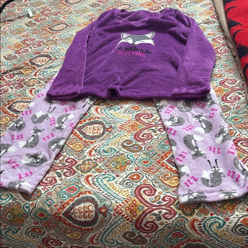 Secret Treasures Purple Pajama set Pants with Fox Design size medium (8-10)